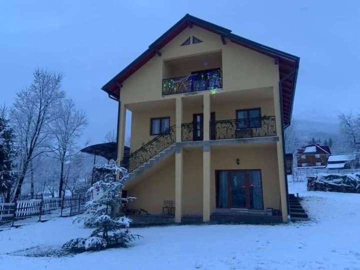 Casa Dana Hotel Borsa  Bagian luar foto